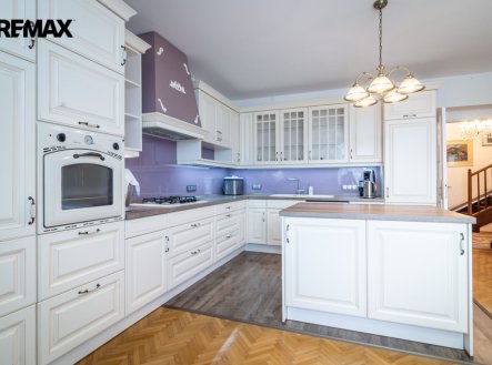 Prodej domu/vily, 352 m²