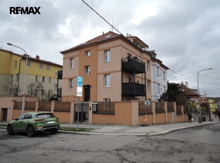 Pronájem bytu, 2+kk, 38 m² obrázek