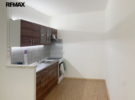 Pronájem bytu, 2+kk, 42 m²