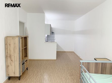 Pronájem bytu, 2+kk, 42 m²