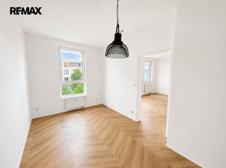 Pronájem bytu, 2+kk, 55 m²