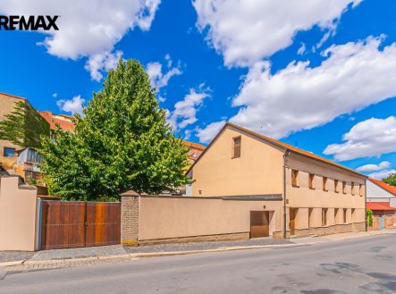 resize-foto-slany-75.jpg | Prodej - dům/vila, 815 m²