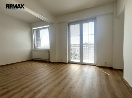 Prodej bytu, 2+kk, 794 m²