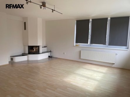 Pronájem bytu, 5+kk, 200 m²