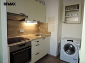 Pronájem bytu, 1+kk, 38 m²