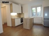 Pronájem bytu, 2+kk, 38 m²