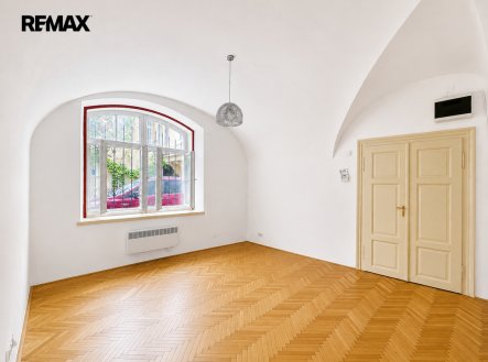 Pronájem kanceláře, 62 m²