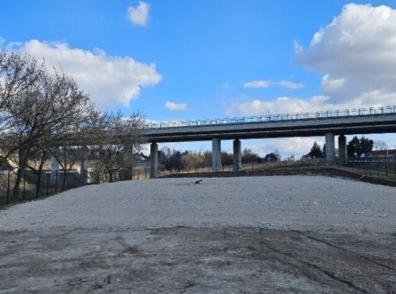 Prodej pozemku pro komerční výstavbu, 2 003 m²