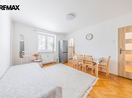 Prodej bytu, 2+kk, 42 m²