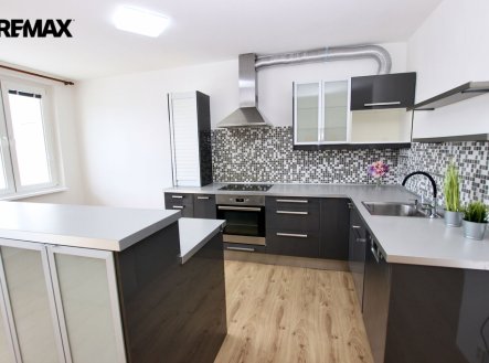 Pronájem bytu, 3+kk, 70 m²