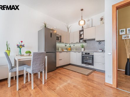 Pronájem bytu, 2+kk, 56 m²