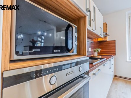 Pronájem bytu, 3+kk, 88 m²