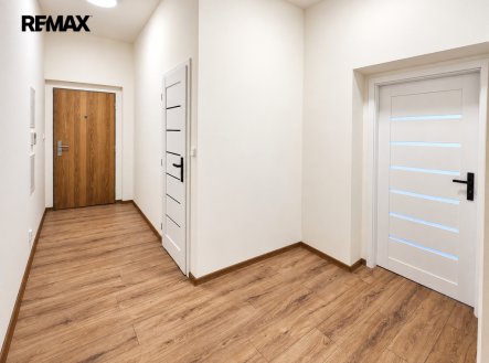 Pronájem bytu, 2+kk, 51 m²