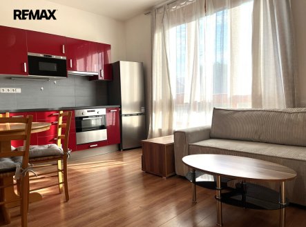 Pronájem bytu, 2+kk, 43 m²