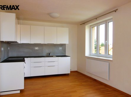 Pronájem bytu, 4+kk, 96 m²