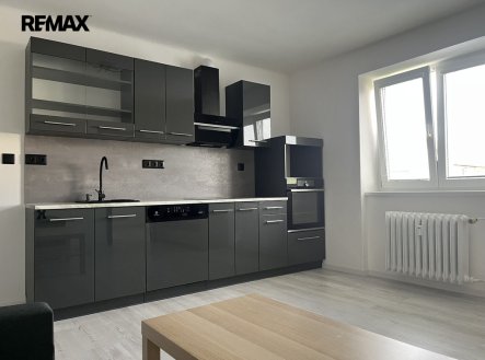 Pronájem bytu, 2+kk, 36 m²
