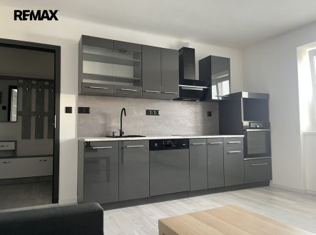 Pronájem bytu, 2+kk, 36 m²