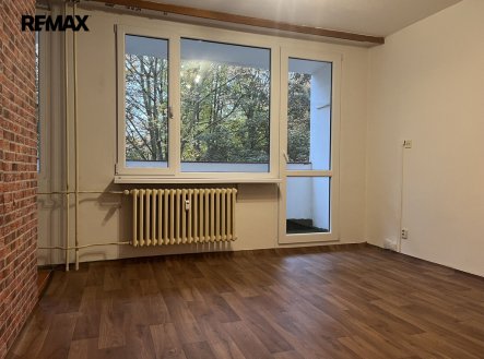 Pronájem bytu, 1+kk, 34 m²