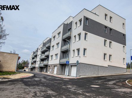 Pronájem bytu, 1+kk, 28 m²