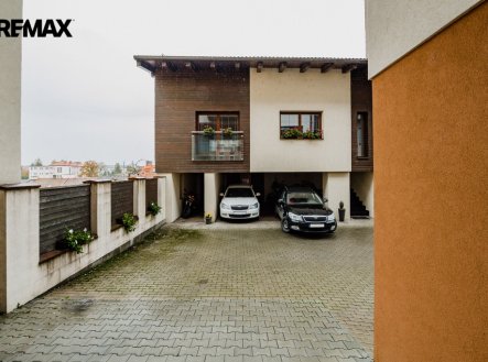 Prodej kanceláře, 214 m²