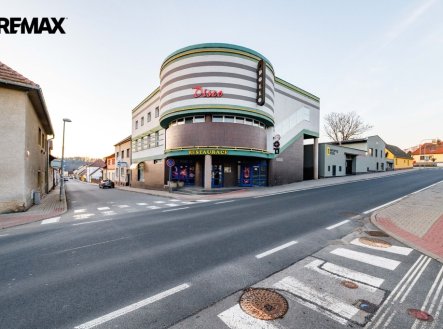 Pronájem restaurace, 305 m²