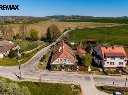 Prodej hotel, 398 m²
