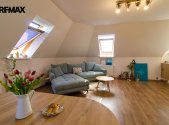 Pronájem bytu, 2+kk, 75 m²