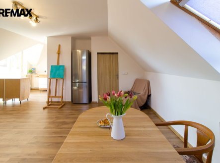 Pronájem bytu, 2+kk, 75 m²