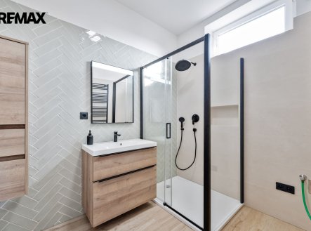 Pronájem bytu, 3+kk, 107 m²