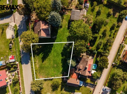 Prodej pozemku pro bydlení, 667 m²