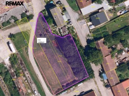 Prodej pozemku pro komerční výstavbu, 1 900 m²