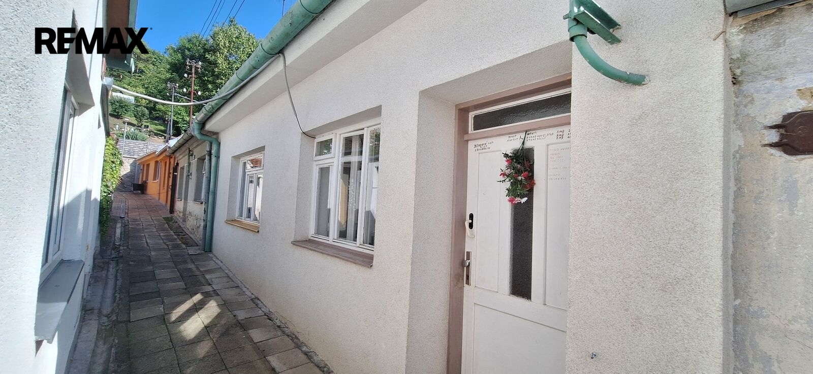1. dům