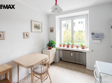Prodej bytu, 1+1, 42 m²
