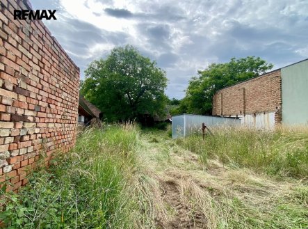 Prodej pozemku pro bydlení, 2 018 m²
