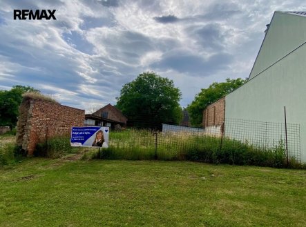 Prodej pozemku pro bydlení, 2 018 m²