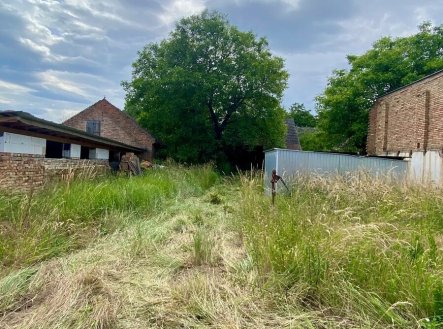 Prodej pozemku pro bydlení, 2 018 m²
