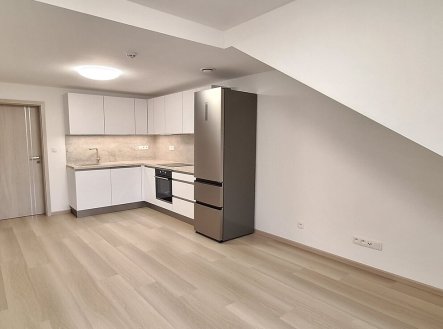 Pronájem bytu, 4+kk, 72 m²