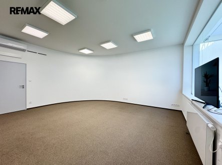 Pronájem kanceláře, 34 m²