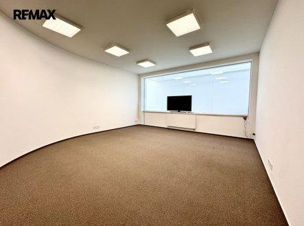 Pronájem kanceláře, 34 m²