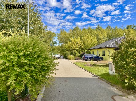 Prodej pozemku pro bydlení, 1 072 m²