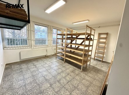 Pronájem kanceláře, 30 m²