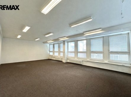 Pronájem kanceláře, 78 m²