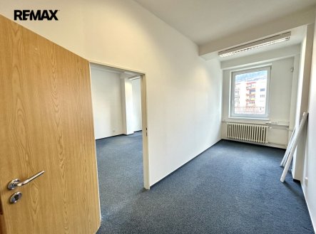 Pronájem kanceláře, 44 m²
