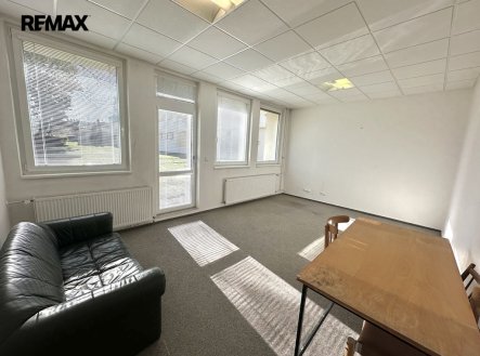 Pronájem kanceláře, 41 m²