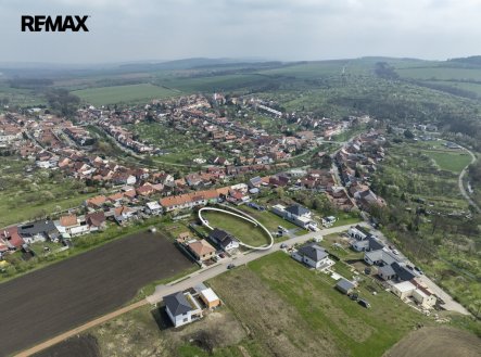 Prodej pozemku pro bydlení, 1 530 m²