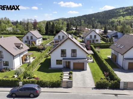 Prodej pozemku pro bydlení, 5 624 m²