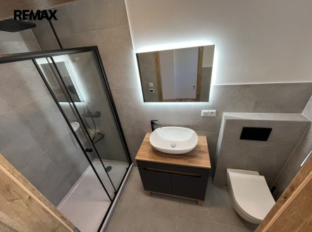 Pronájem bytu, 1+kk, 34 m²