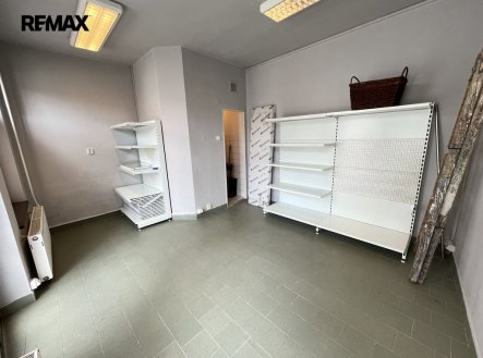 Pronájem obchodní prostory, 18 m²