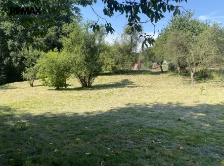 Prodej pozemku pro bydlení, 2 500 m²