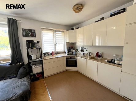 Pronájem bytu, 3+kk, 83 m²